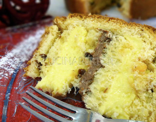 Panettone farcito di crema pasticcera