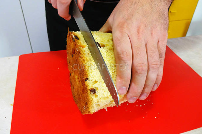 Affettare il panettone