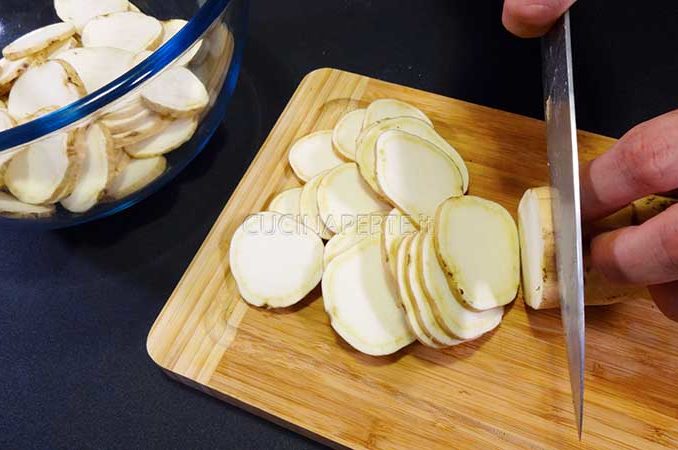 Tagliare le patate