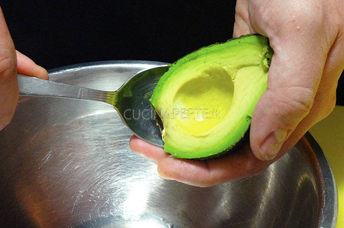 Pulire l'avocado