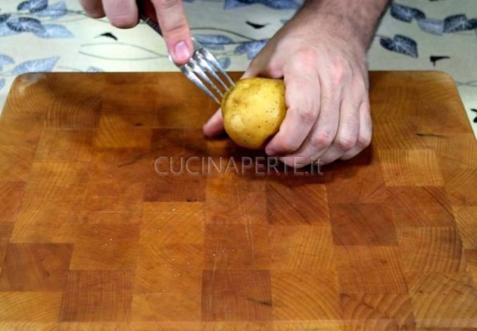 Bucherellare le patate