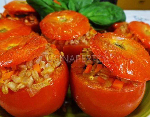 Pomodori ripieni di farro