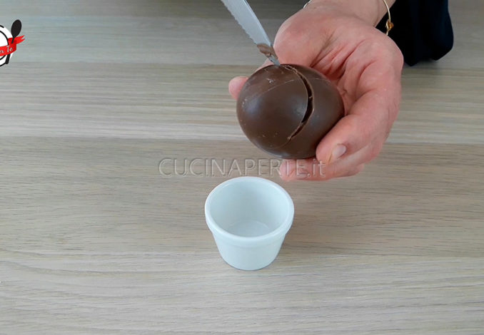 ovetto di cioccolato