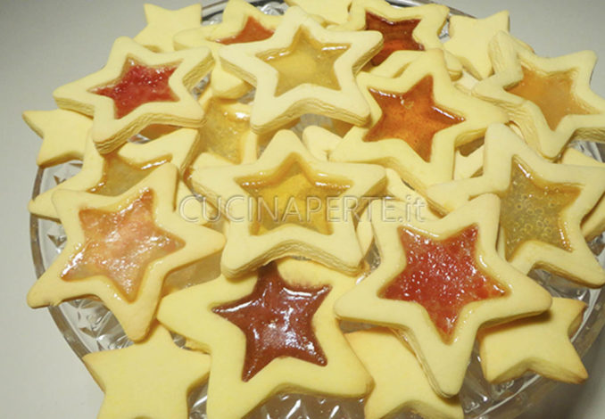 Sara Cucina Biscotti Di Natale.Biscotti Effetto Vetro Natale Cucina Per Te