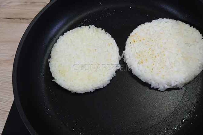 Rosolare il riso