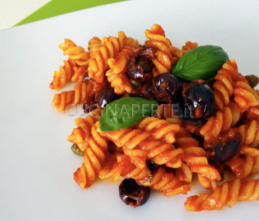 fusilli con passata