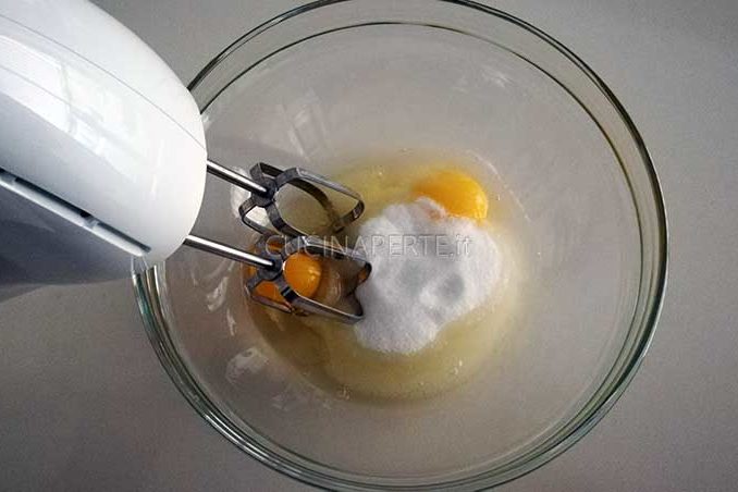 montare le uova