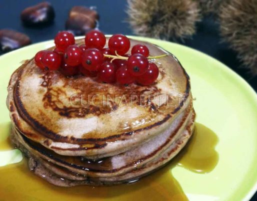 Pancakes alle castagne impiattati