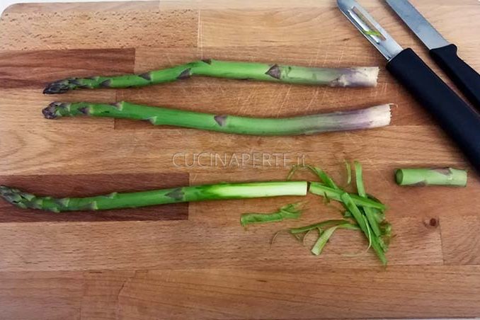 Pulizia degli Asparagi