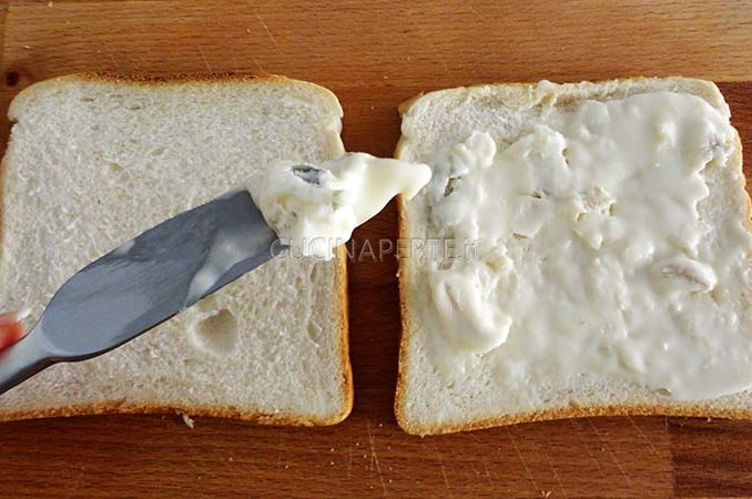 Toast gorgonzola