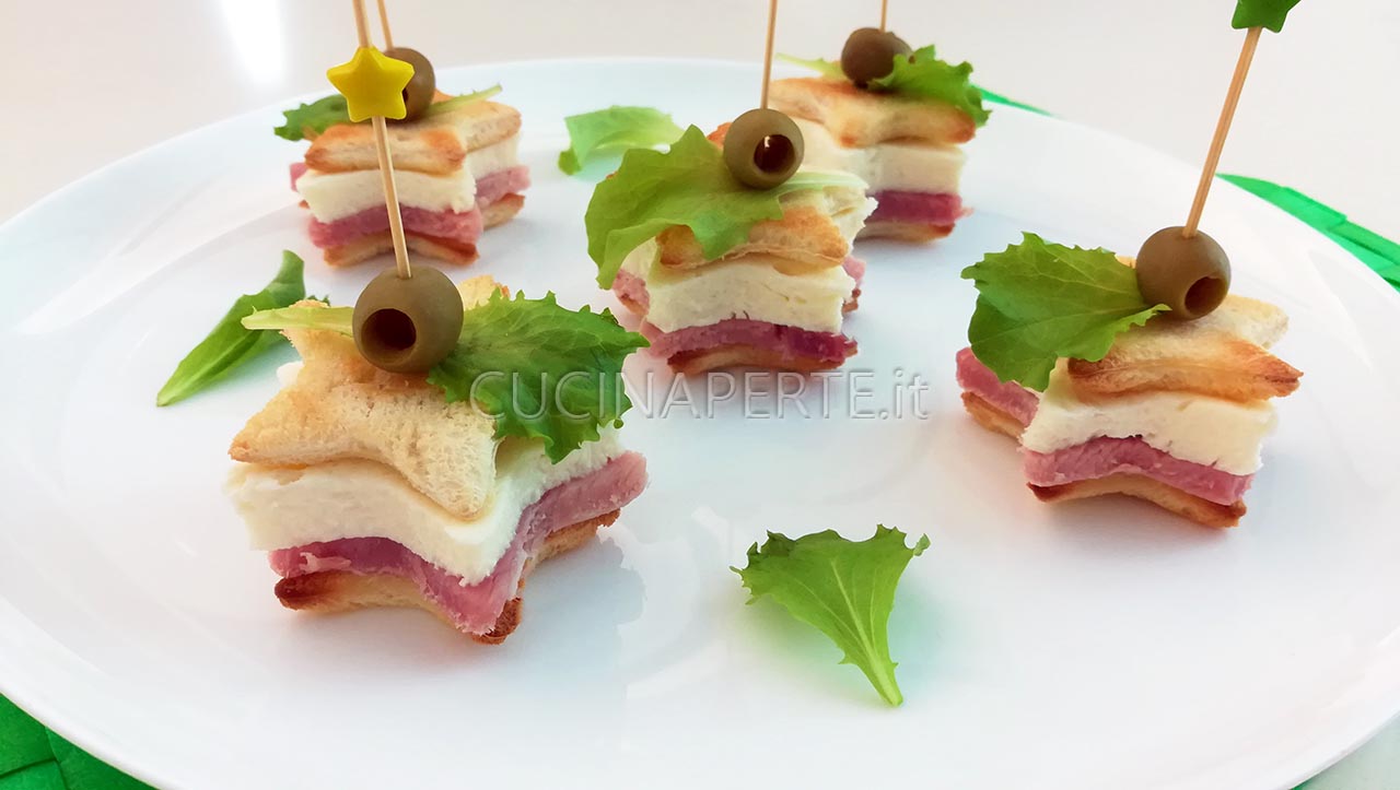 Stella Di Natale Di Pane.Tramezzini Stella Di Natale Per Il Menu Dei Bambini Cucina Per Te