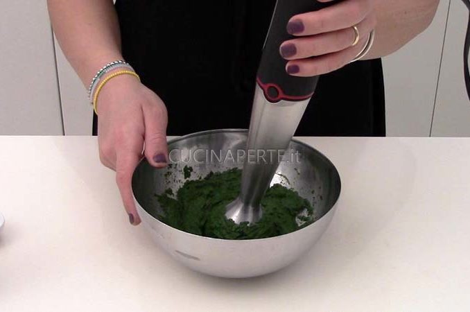 Frullare gli spinaci