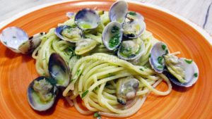 Spaghetti alle vongole impiattati