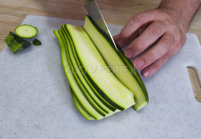 Tagliare zucchina