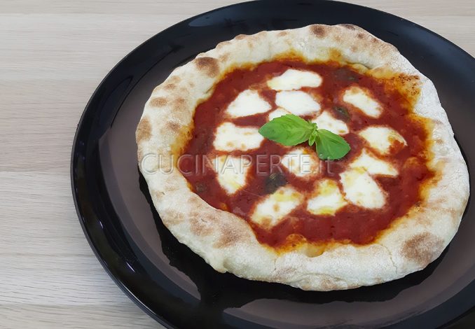 pizza fatta in casa