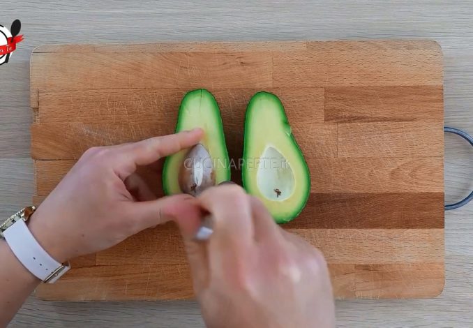 Come pulire l'avocado